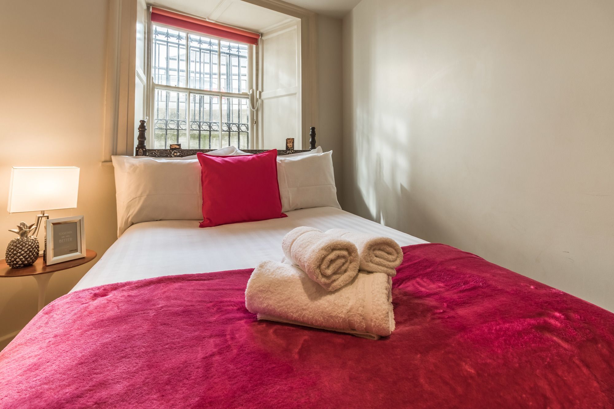 5Starstay The Oscar Wilde Suite ดับลิน ภายนอก รูปภาพ